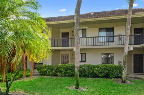 159 NW 70th Street Unit 608, Boca Raton, FL MLS: R11093057