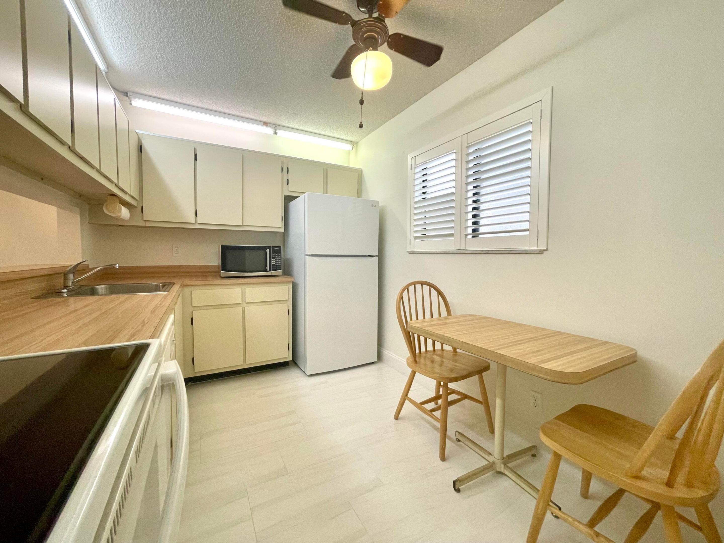 ASPEN CONDO - Residential Lease