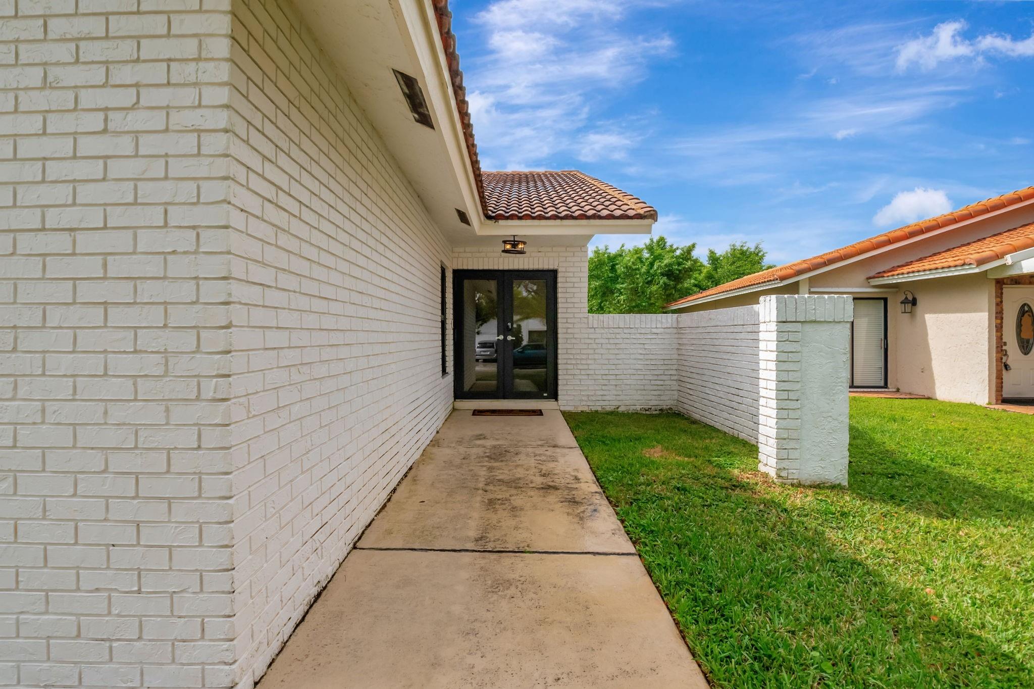 19599 Sea Pines Way