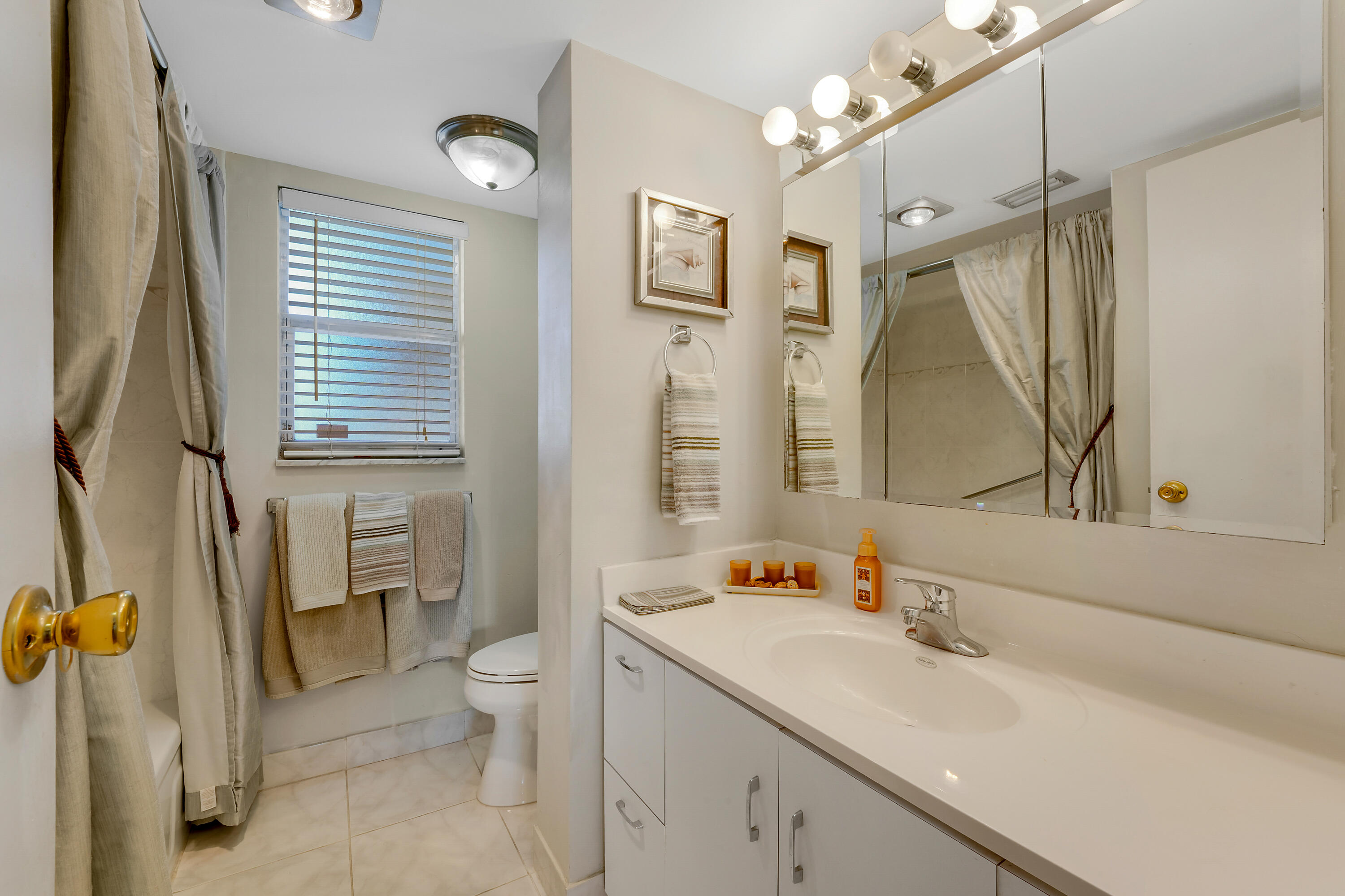 POINCIANA PLACE CONDO 1,2,8 AND 9 - Residential