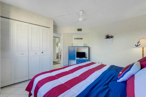 Tiny photo for 3590 Via Poinciana #416, Lake Worth, FL 33467 (MLS # R11162666)