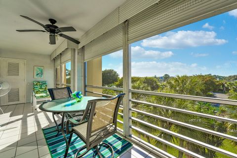 Tiny photo for 3590 Via Poinciana #416, Lake Worth, FL 33467 (MLS # R11162666)