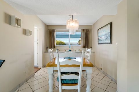 Tiny photo for 3590 Via Poinciana #416, Lake Worth, FL 33467 (MLS # R11162666)