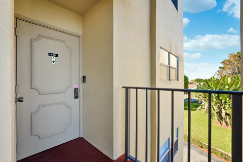 Tiny photo for 3590 Via Poinciana #416, Lake Worth, FL 33467 (MLS # R11162666)