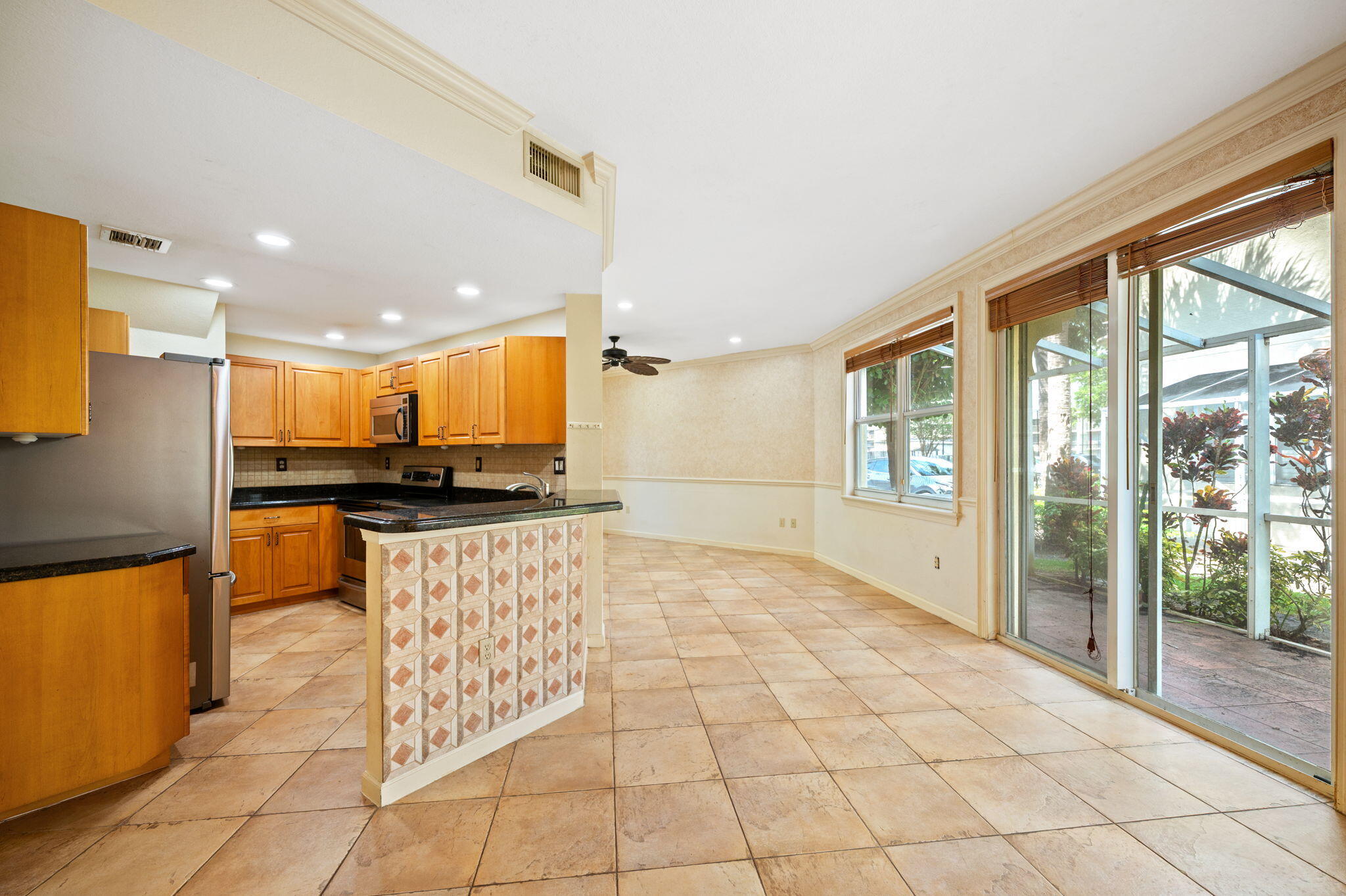 RACQUET CLUB OF DEER CREEK - Residential
