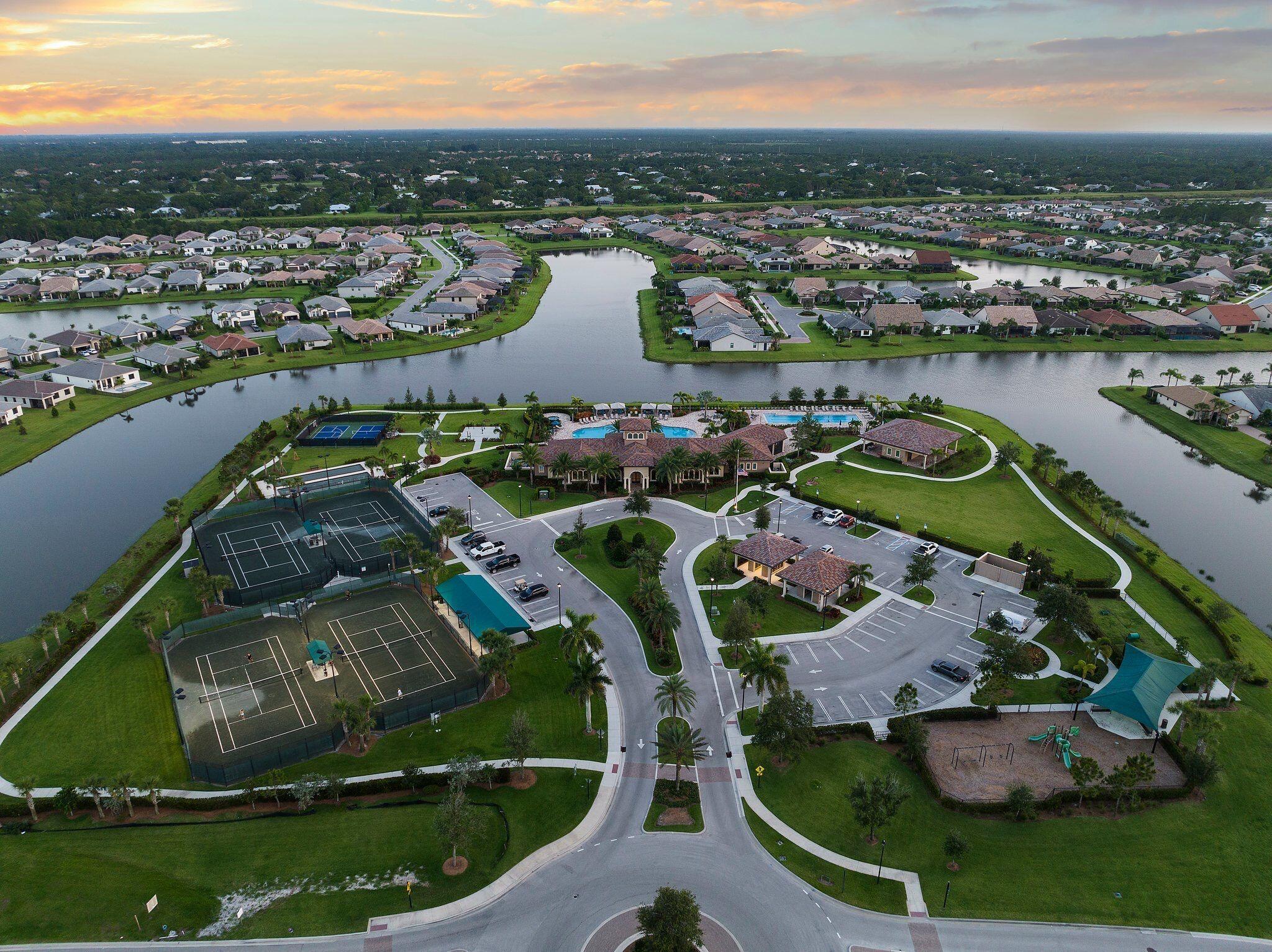 Port St Lucie, Florida 34984, United States, 3 Bedrooms Bedrooms, ,2 BathroomsBathrooms,Residential,Active,209554