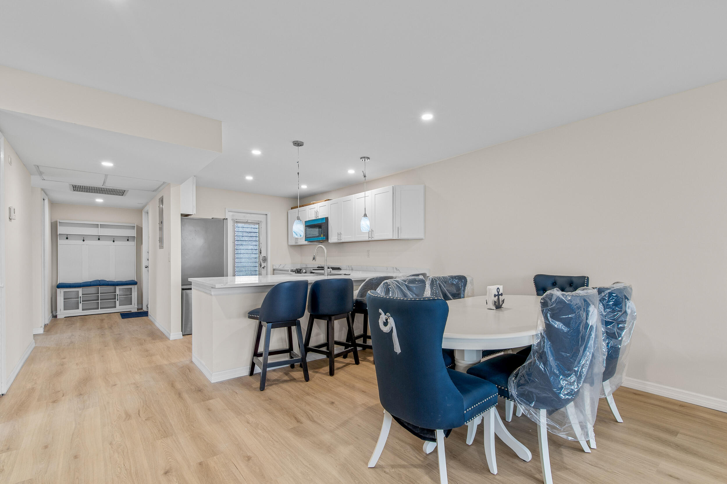 NO 31 PALM-AIRE COUNTRY CLUB - Residential Lease
