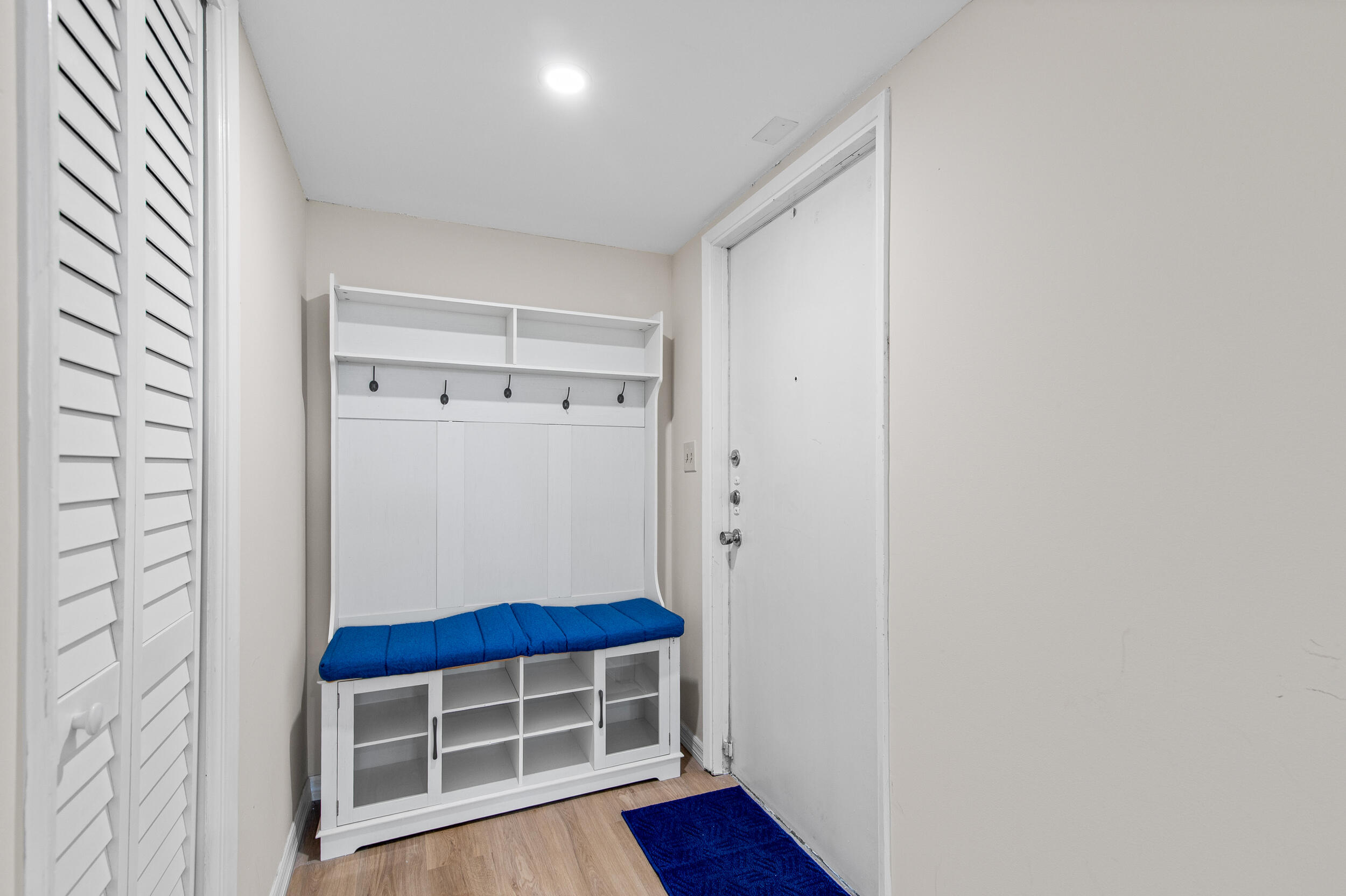 NO 31 PALM-AIRE COUNTRY CLUB - Residential Lease