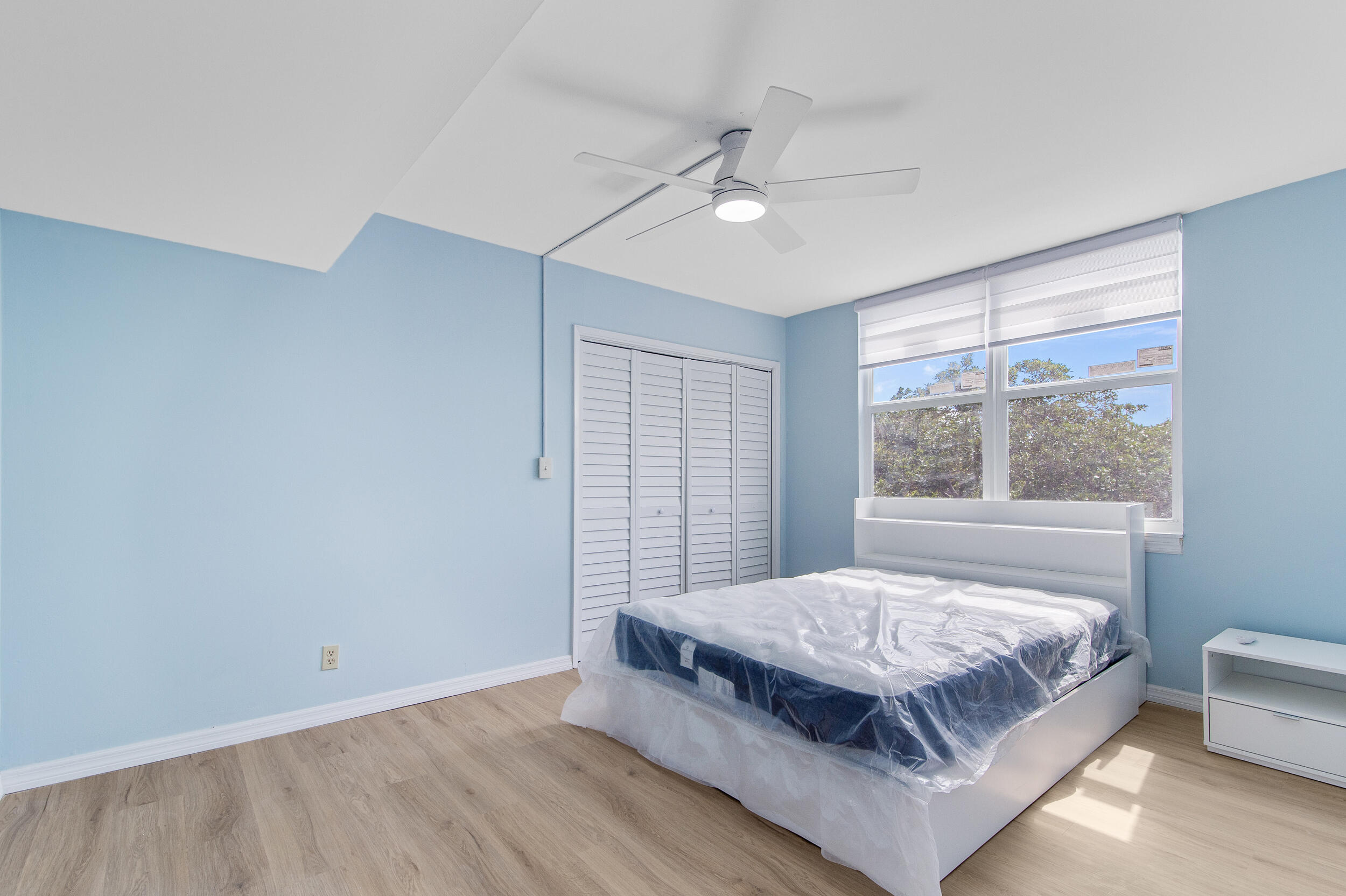 NO 31 PALM-AIRE COUNTRY CLUB - Residential Lease