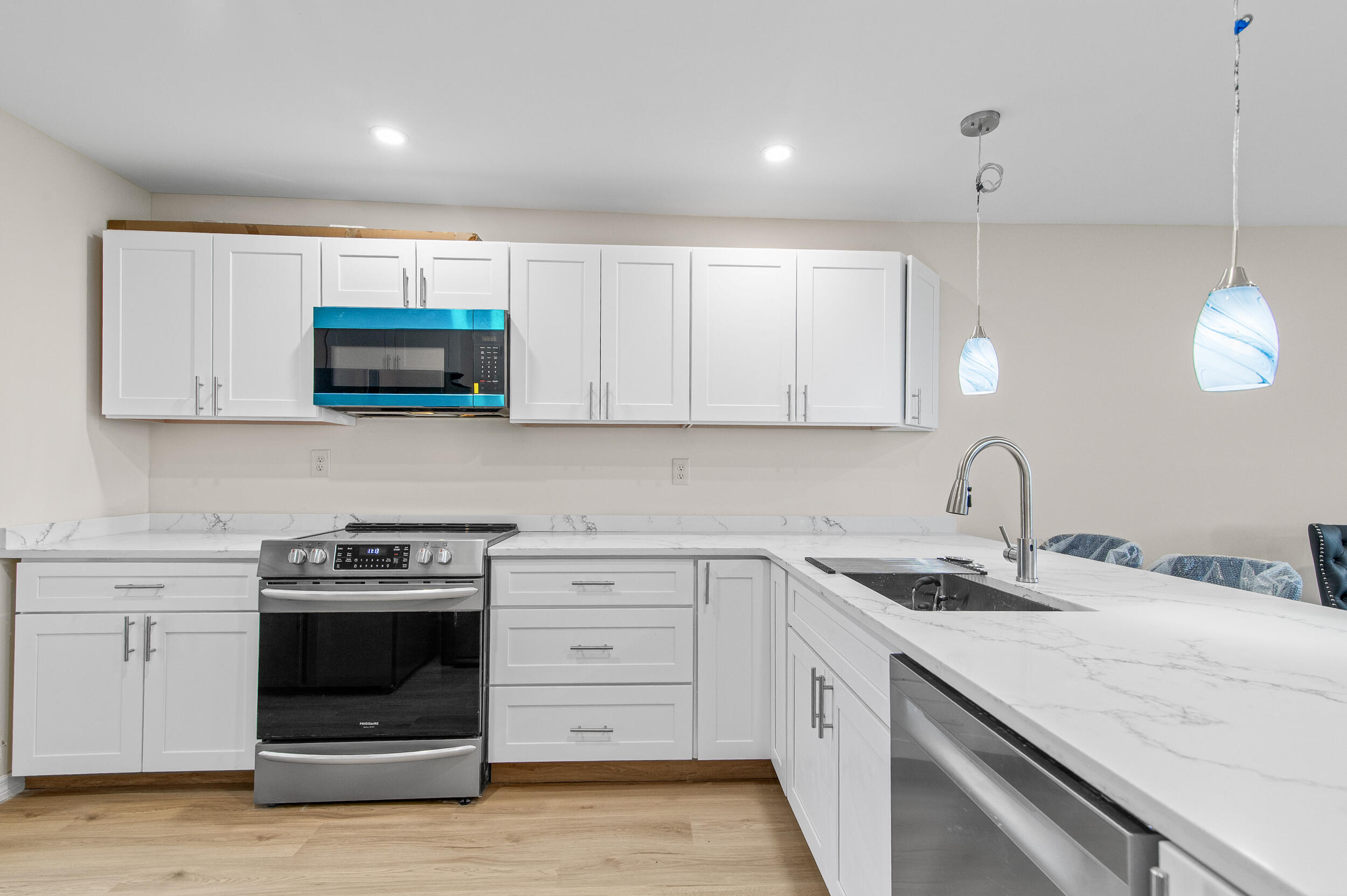 NO 31 PALM-AIRE COUNTRY CLUB - Residential Lease