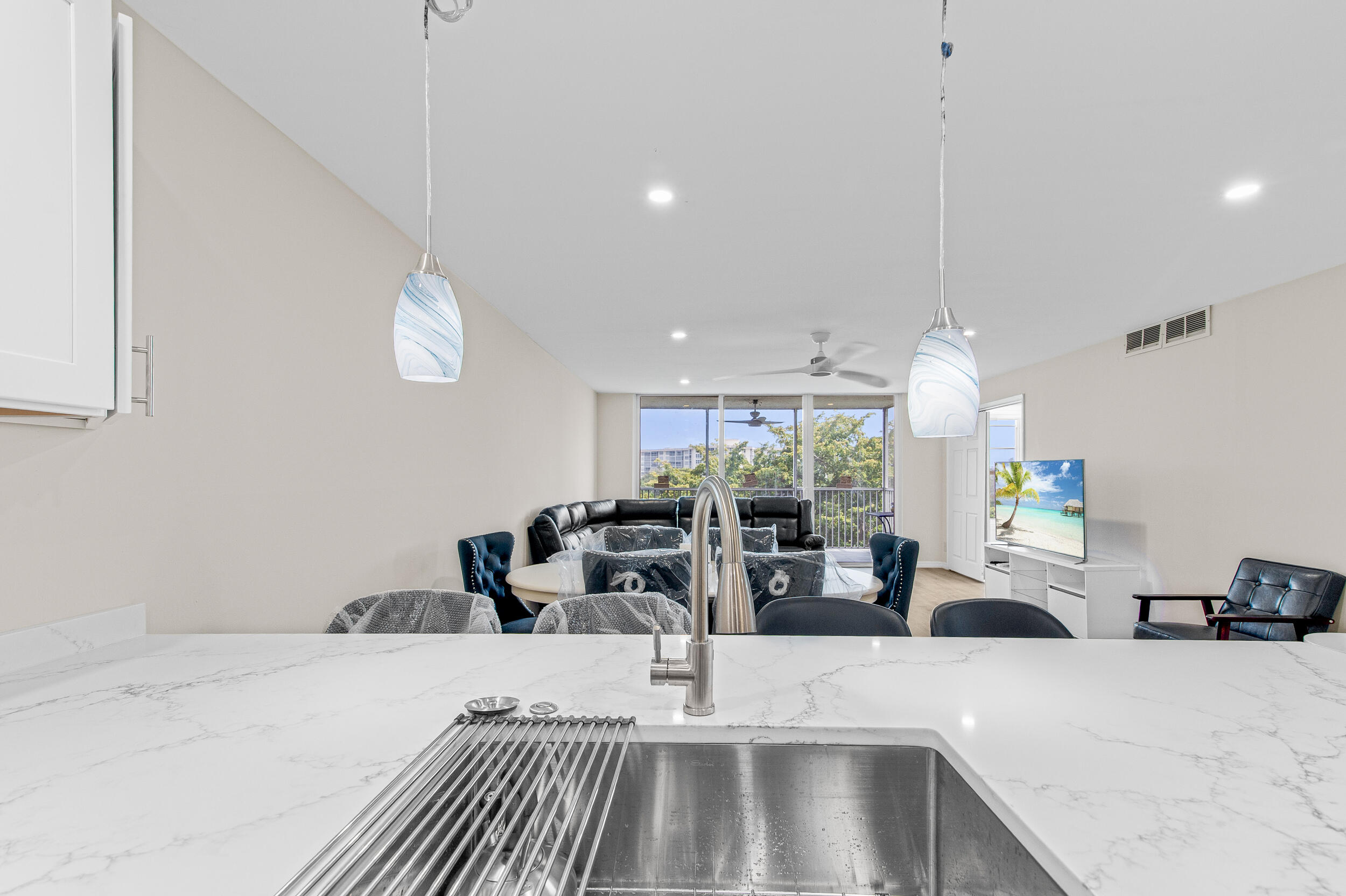 NO 31 PALM-AIRE COUNTRY CLUB - Residential Lease