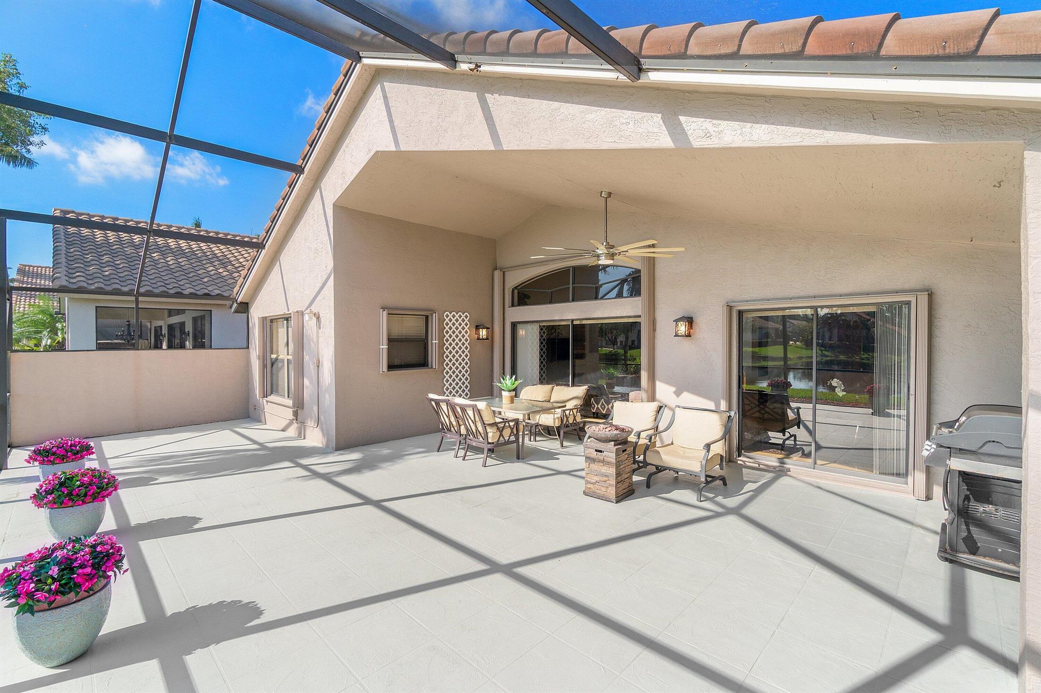 LEXINGTON LAKES - Residential