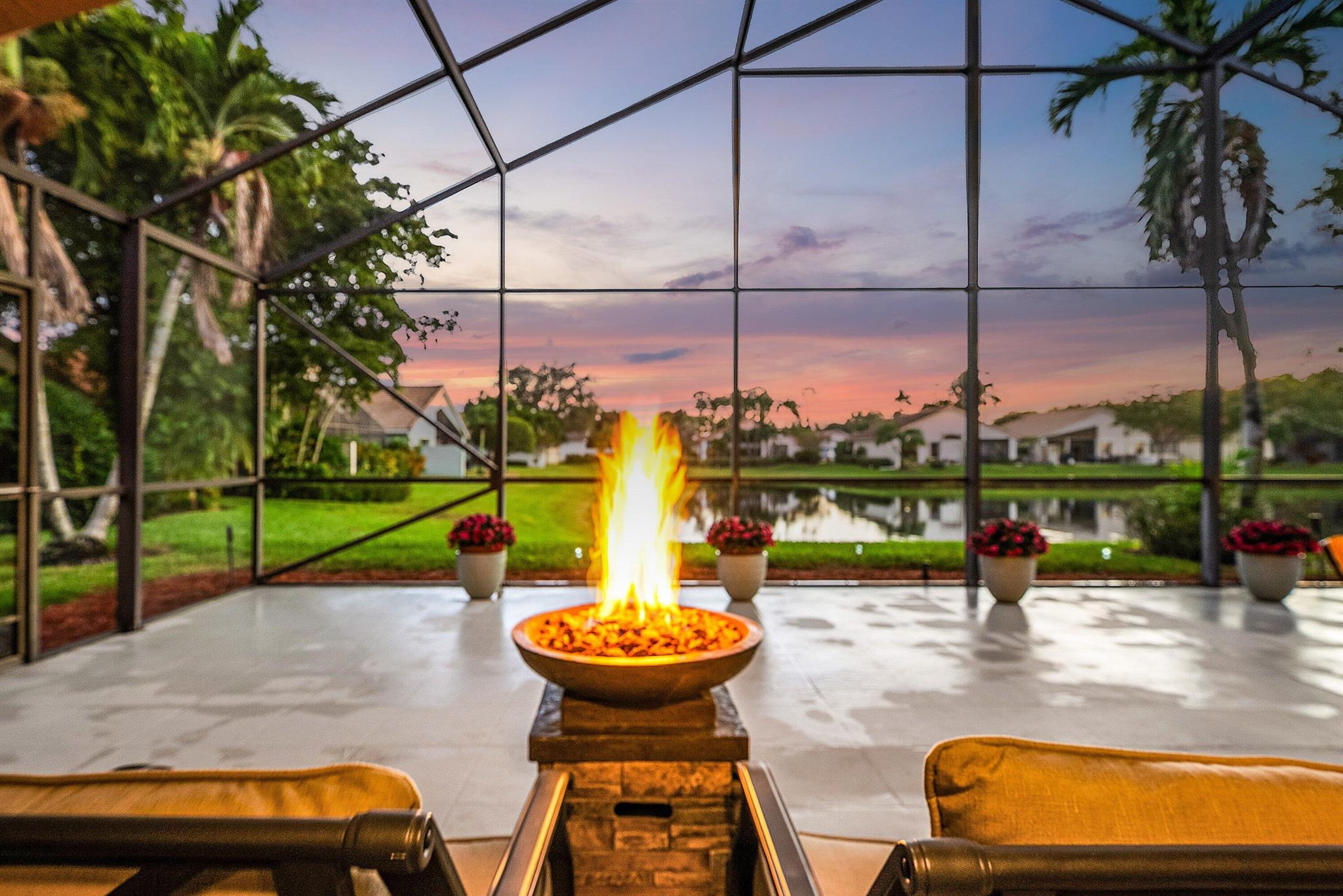 LEXINGTON LAKES - Residential