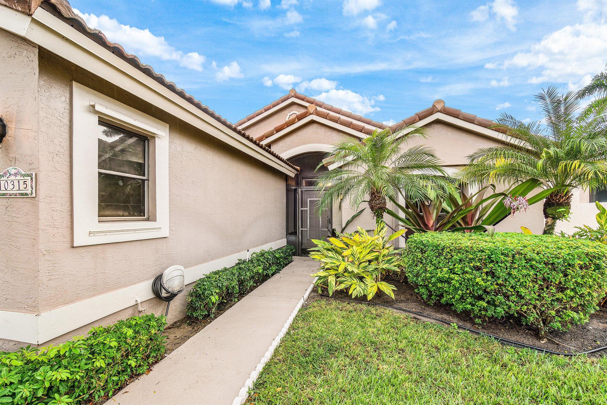 LEXINGTON LAKES - Residential