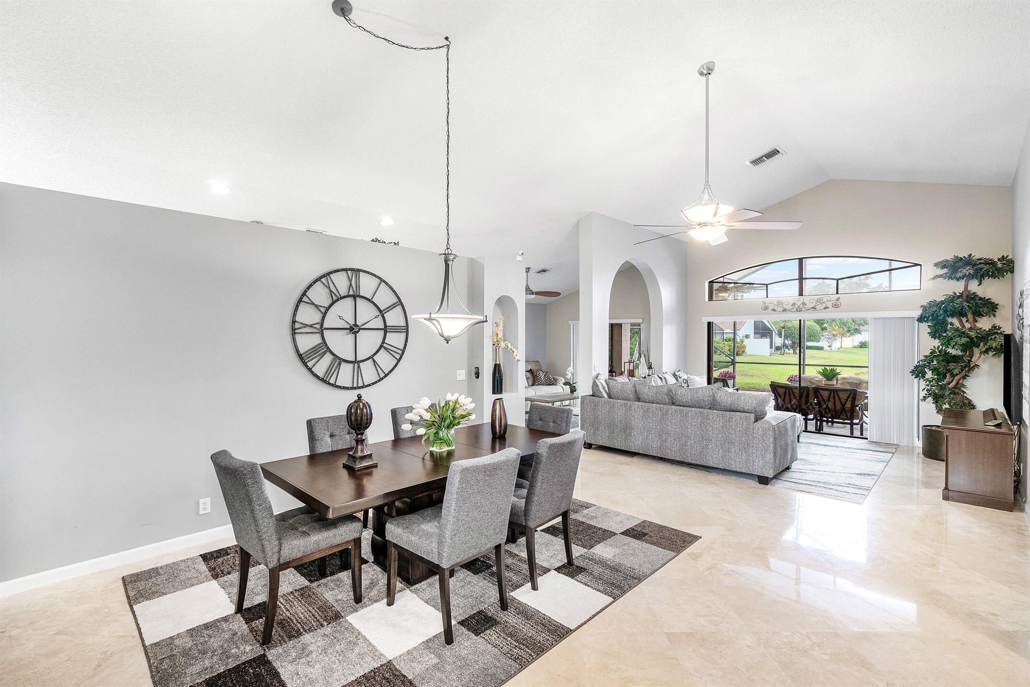 LEXINGTON LAKES - Residential