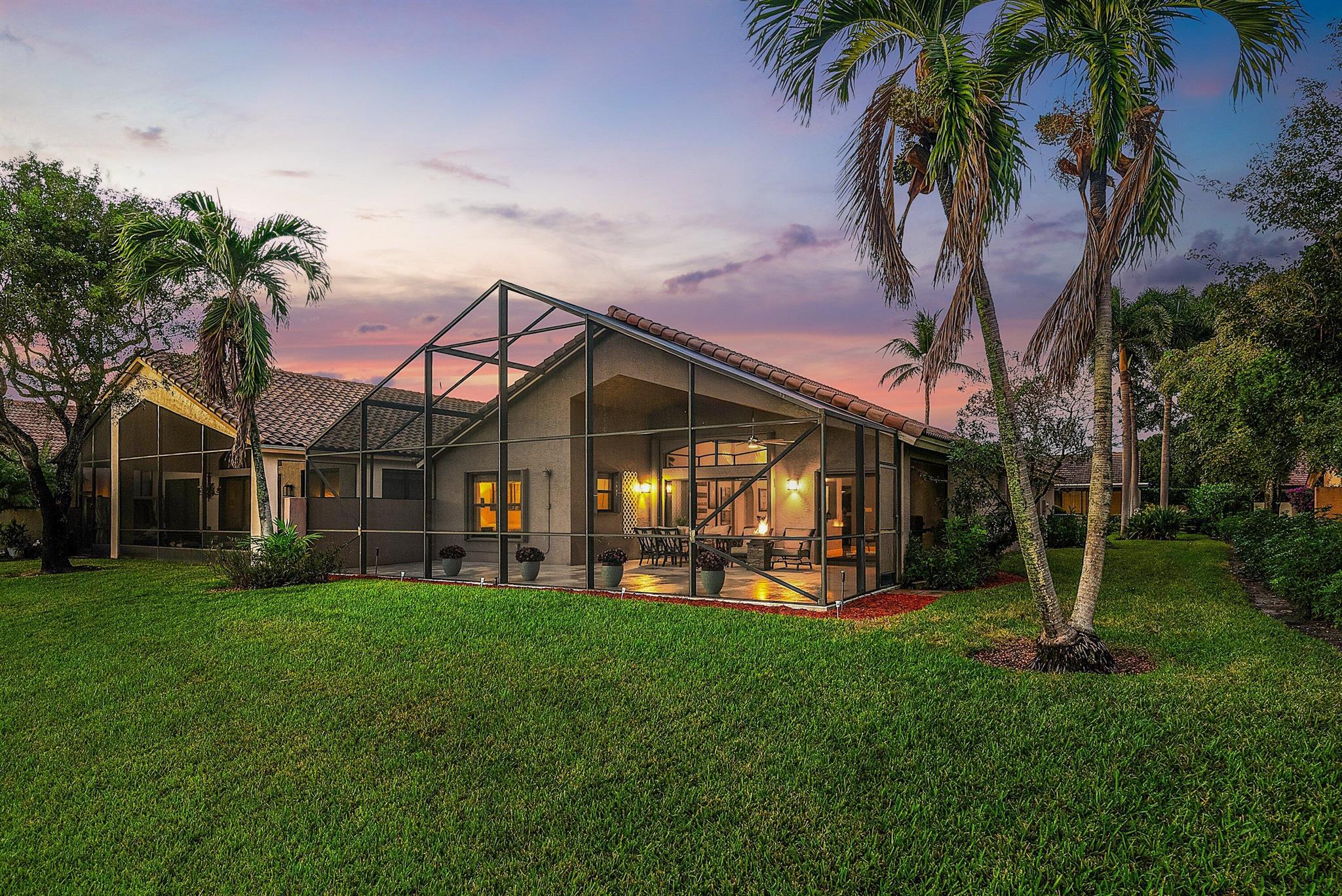 LEXINGTON LAKES - Residential