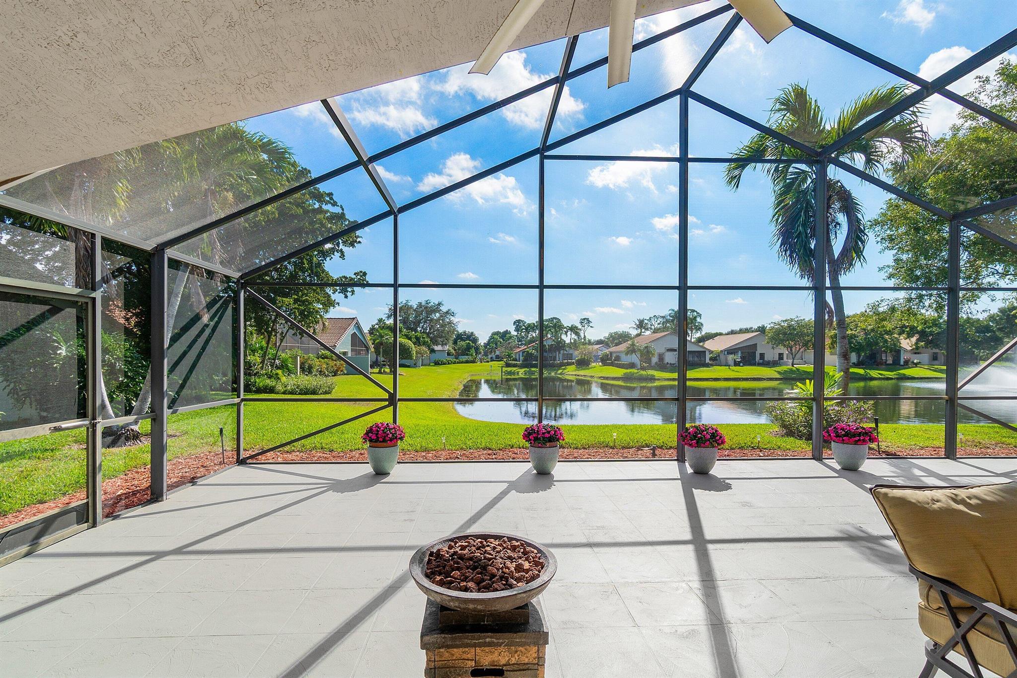 LEXINGTON LAKES - Residential