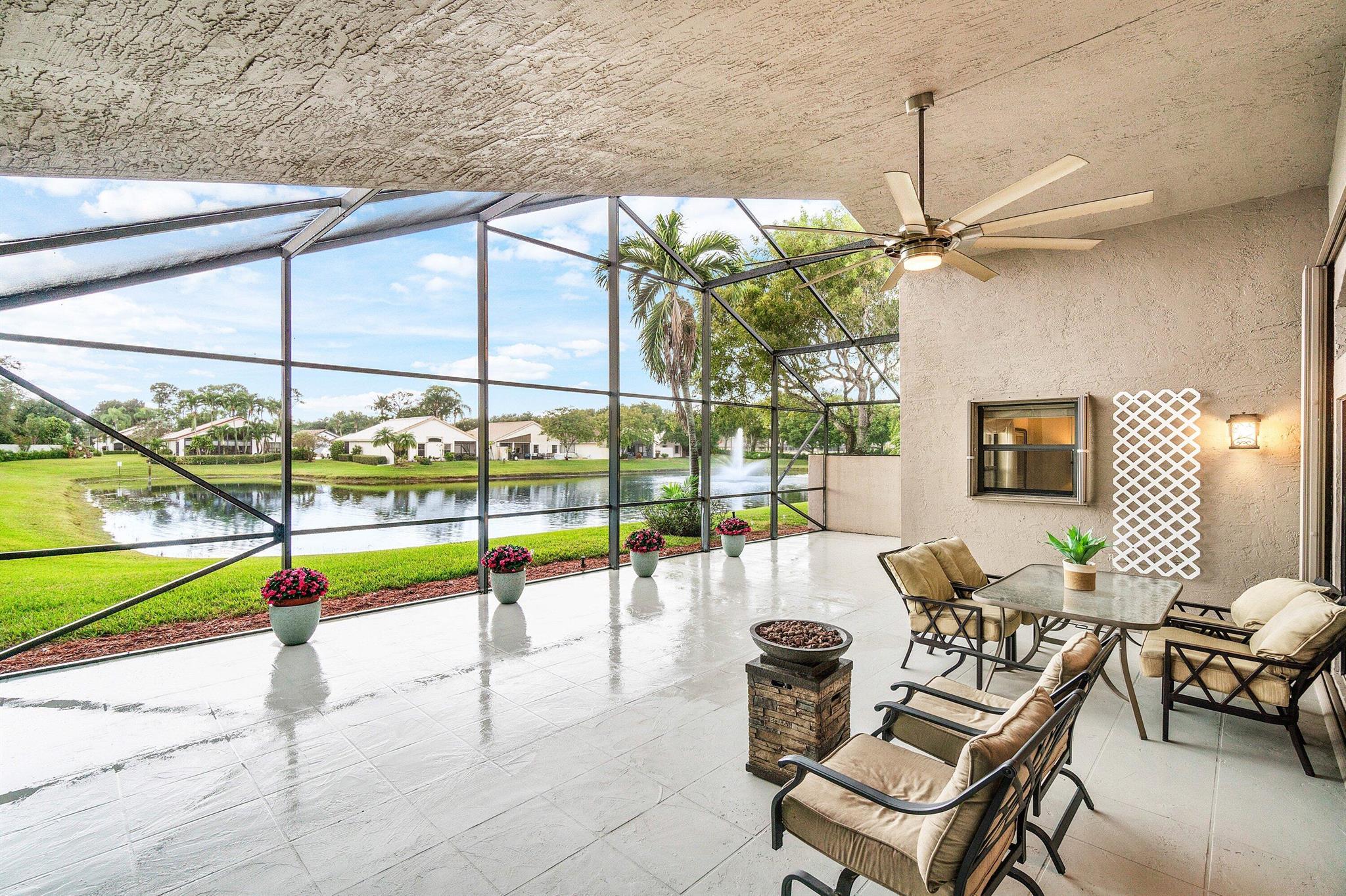 LEXINGTON LAKES - Residential