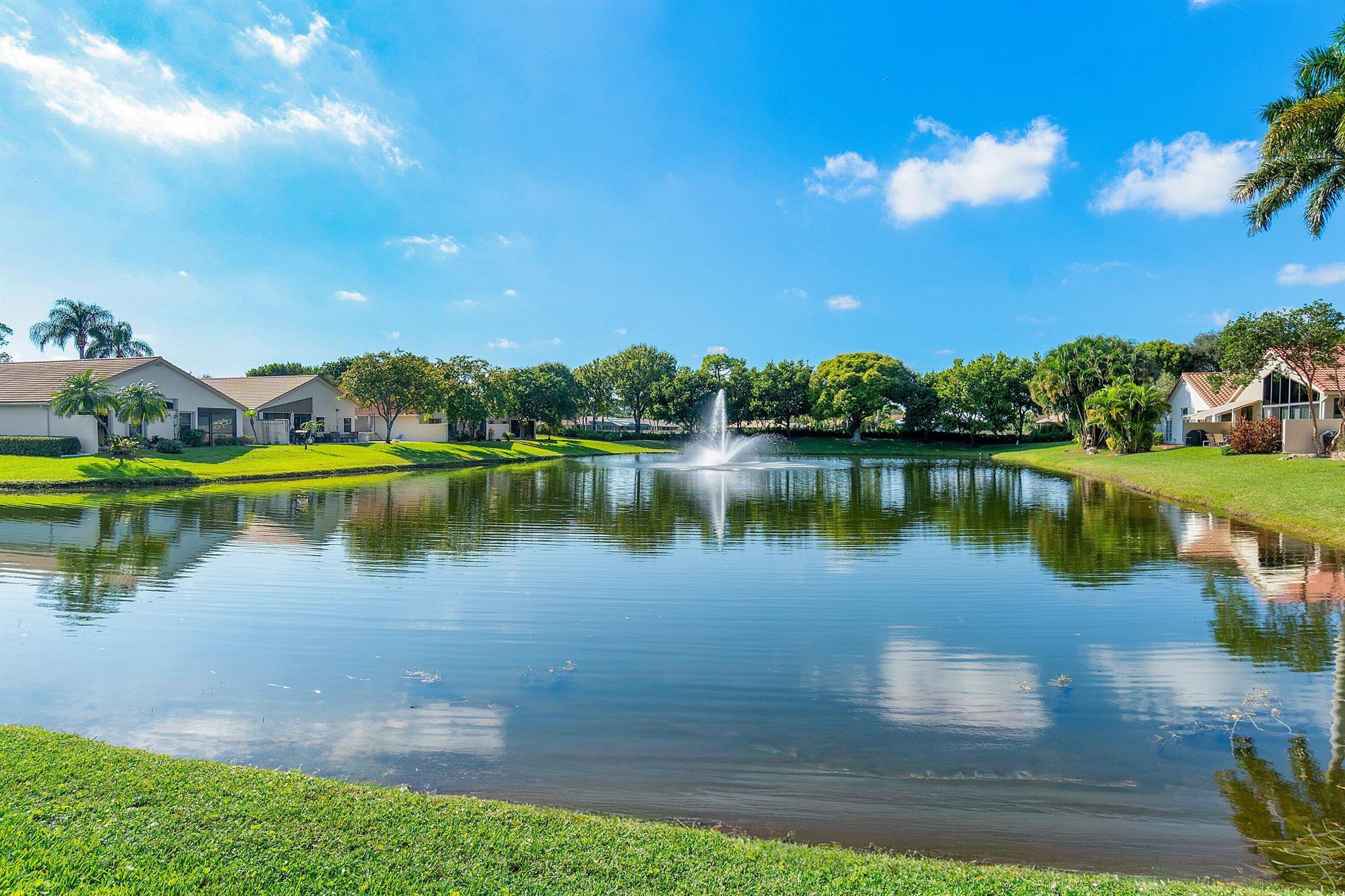LEXINGTON LAKES - Residential