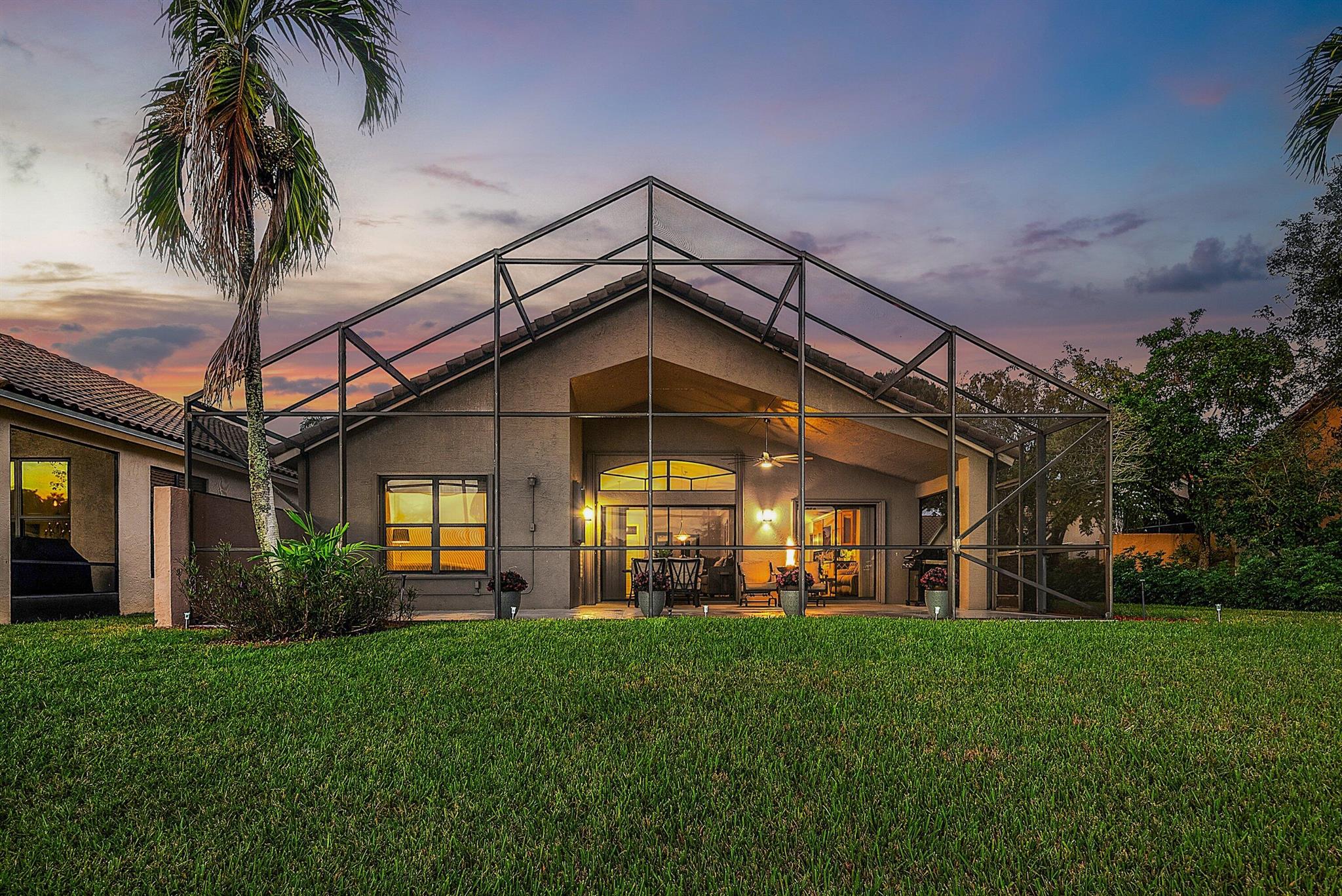 LEXINGTON LAKES - Residential