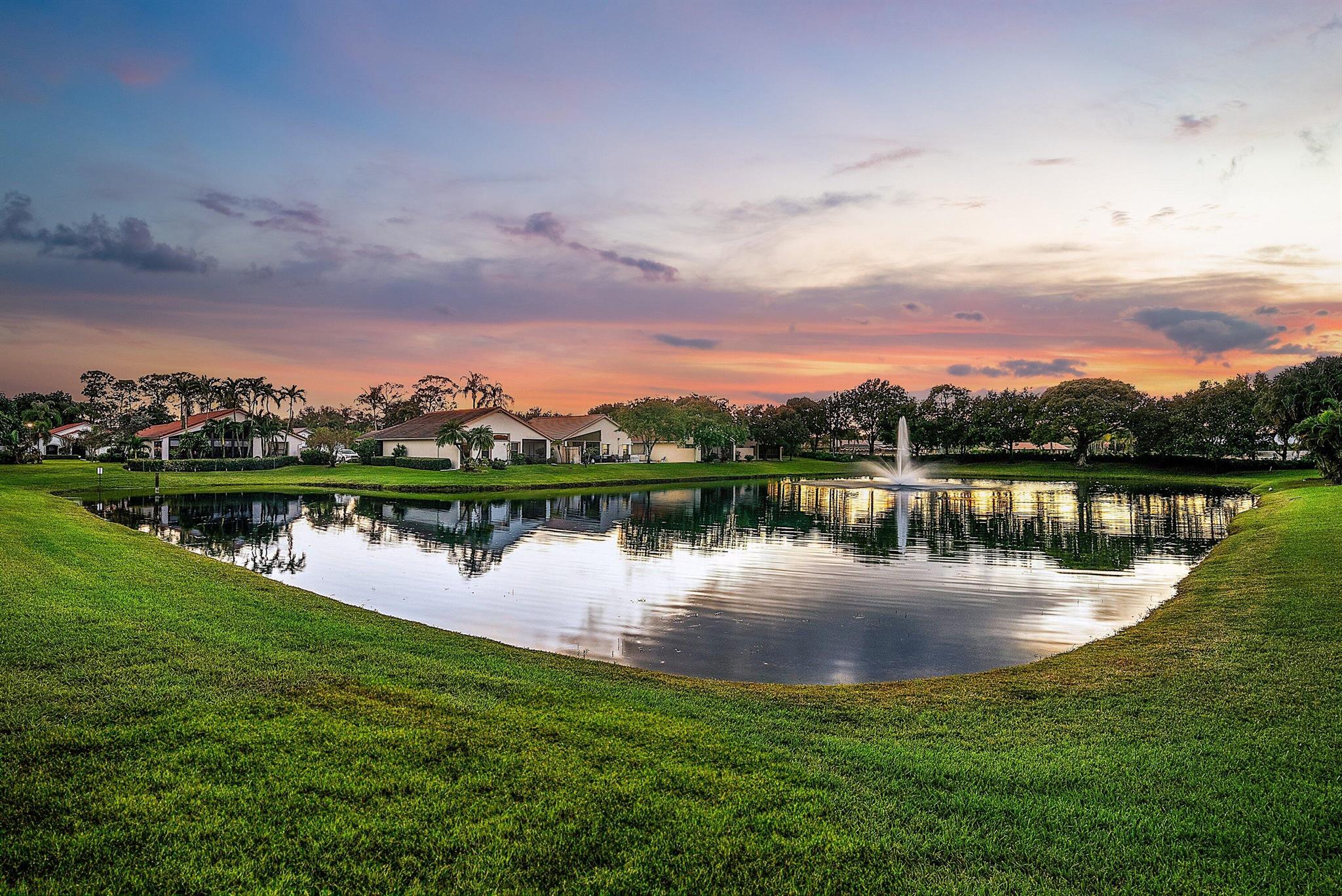 LEXINGTON LAKES - Residential