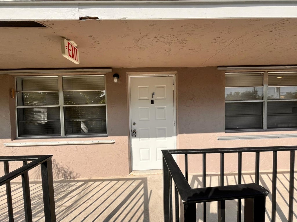 Photo of 116 N F Street #1, Lake Worth Beach, FL 33460 (MLS # R11146325)