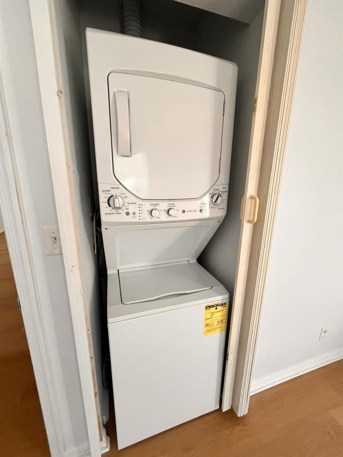 MID-TOWN CONDO - Residential Lease