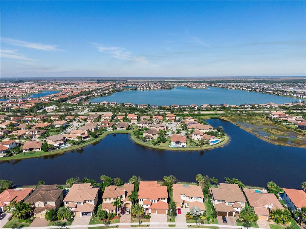 Heron Bay North 3 176-73 - Residential