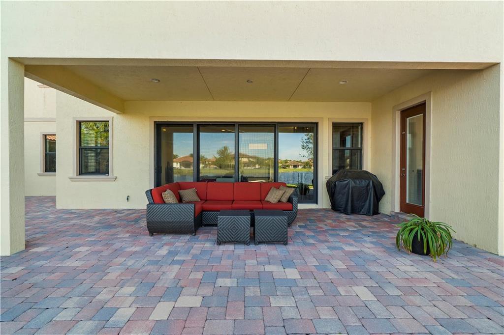 Heron Bay North 3 176-73 - Residential