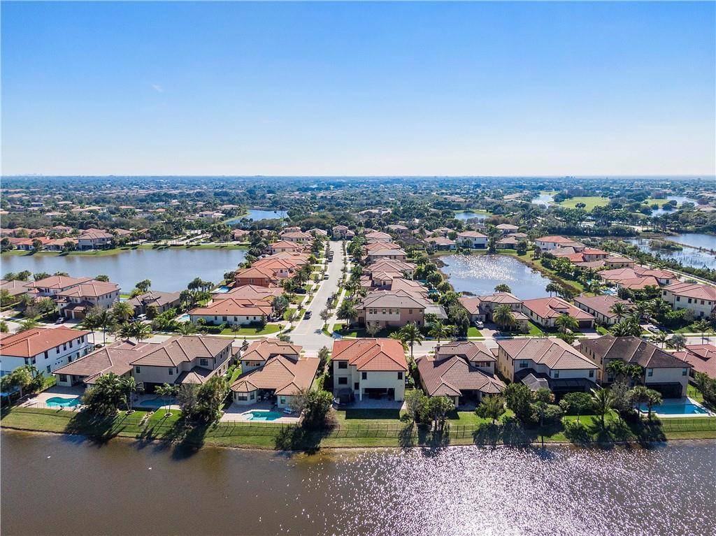 Heron Bay North 3 176-73 - Residential
