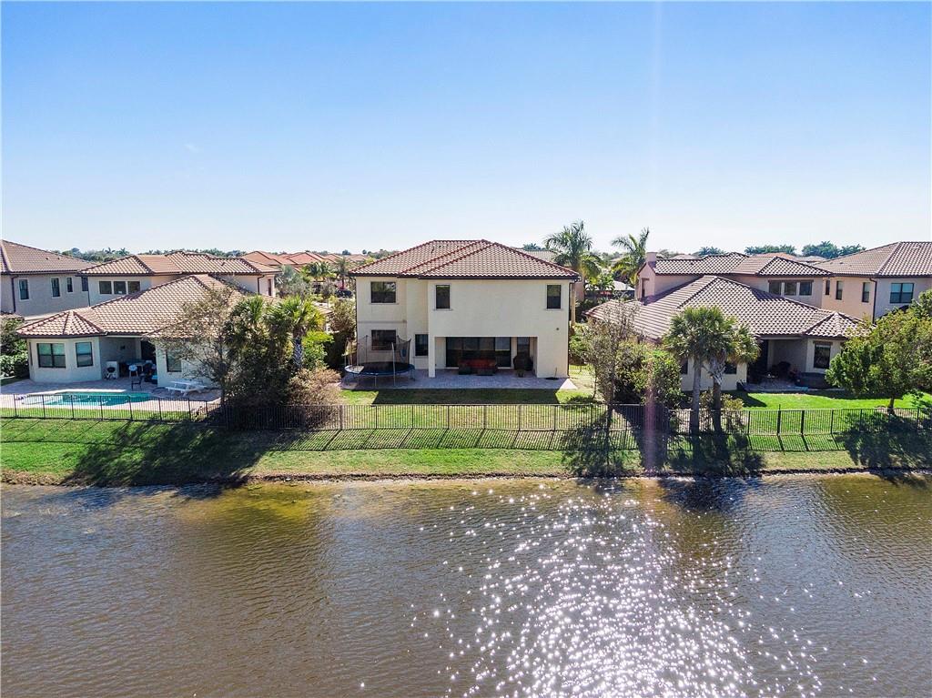 Heron Bay North 3 176-73 - Residential