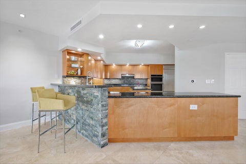 Tiny photo for 615 Bayshore Drive #603, Fort Lauderdale, FL 33304 (MLS # B26048997)