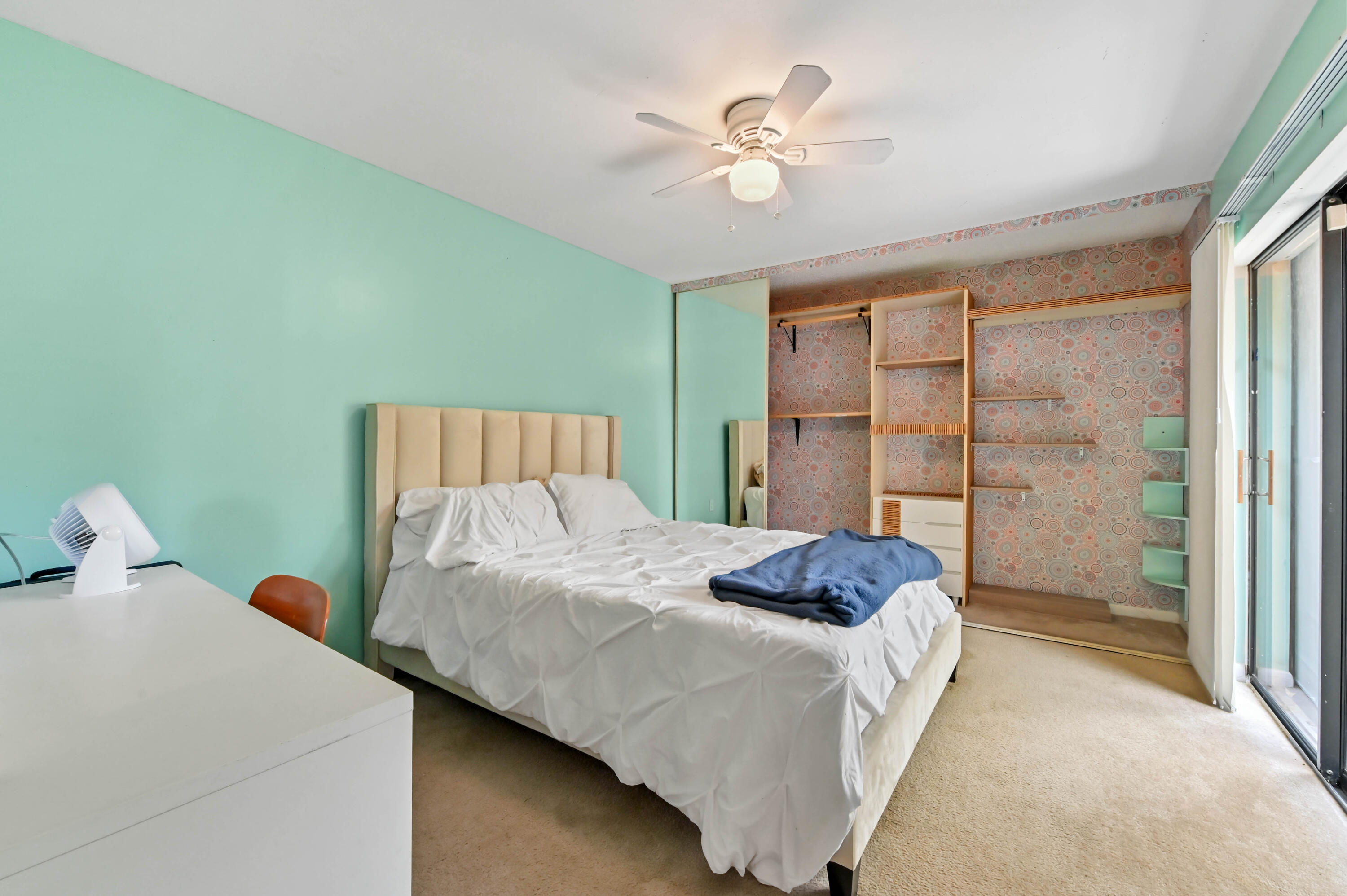 SHERWOOD LAKES - Residential