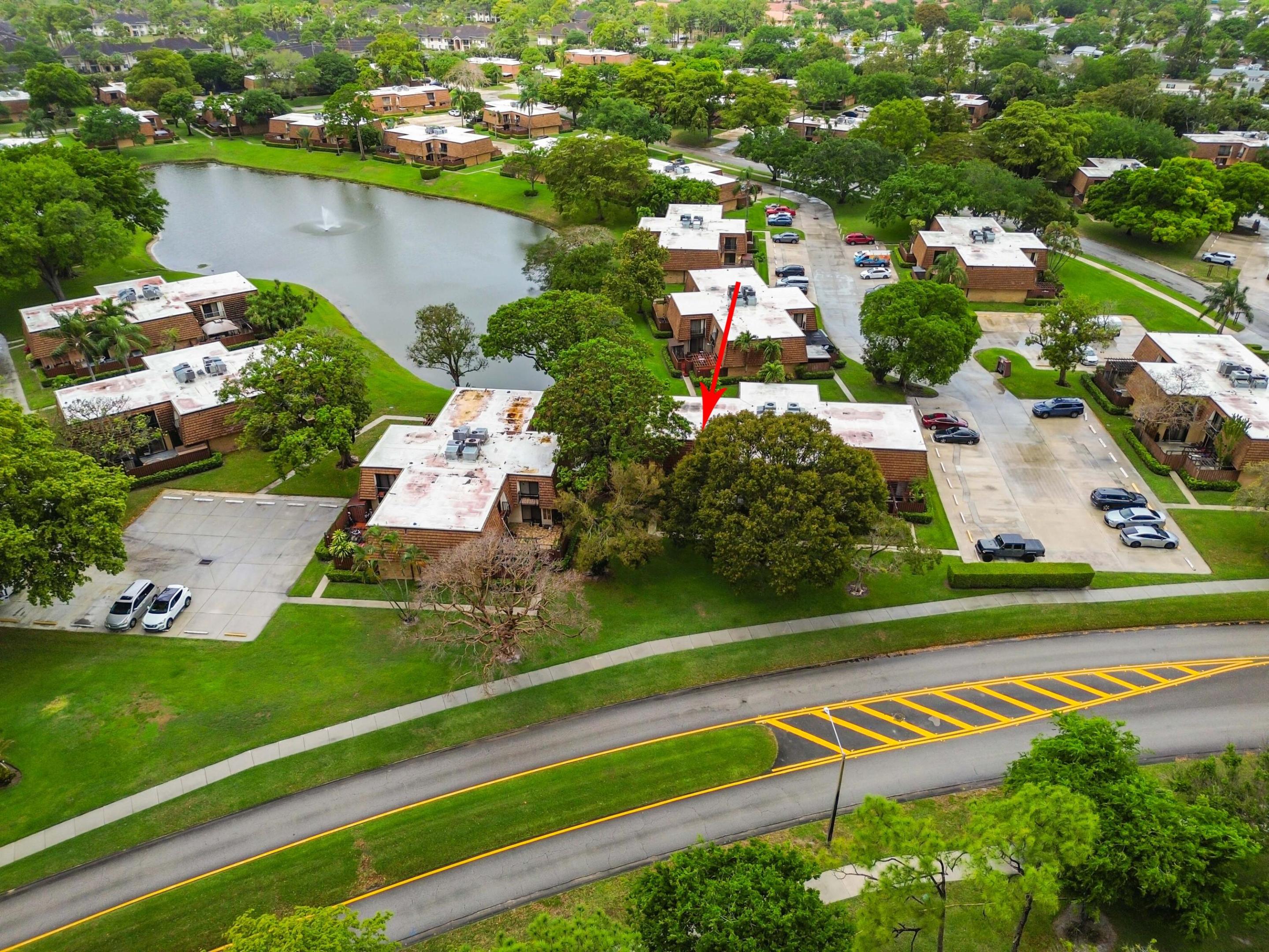 SHERWOOD LAKES - Residential