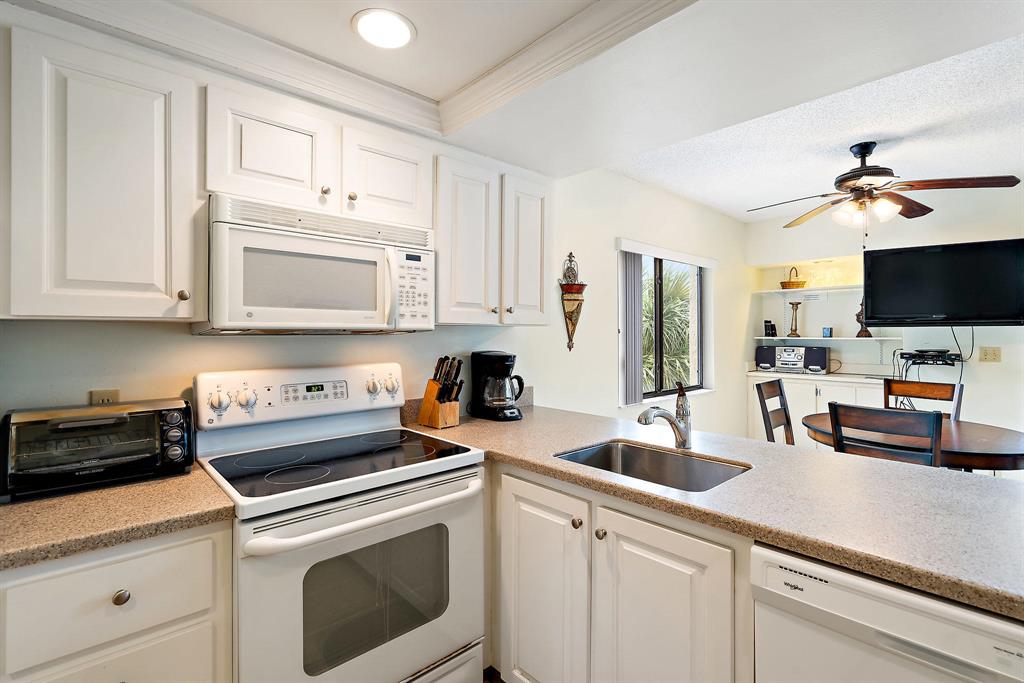 SEA RISE CONDO - Residential Lease