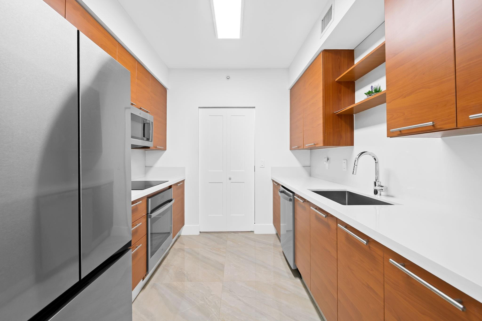 350 LAS OLAS PLACE CONDO - Residential
