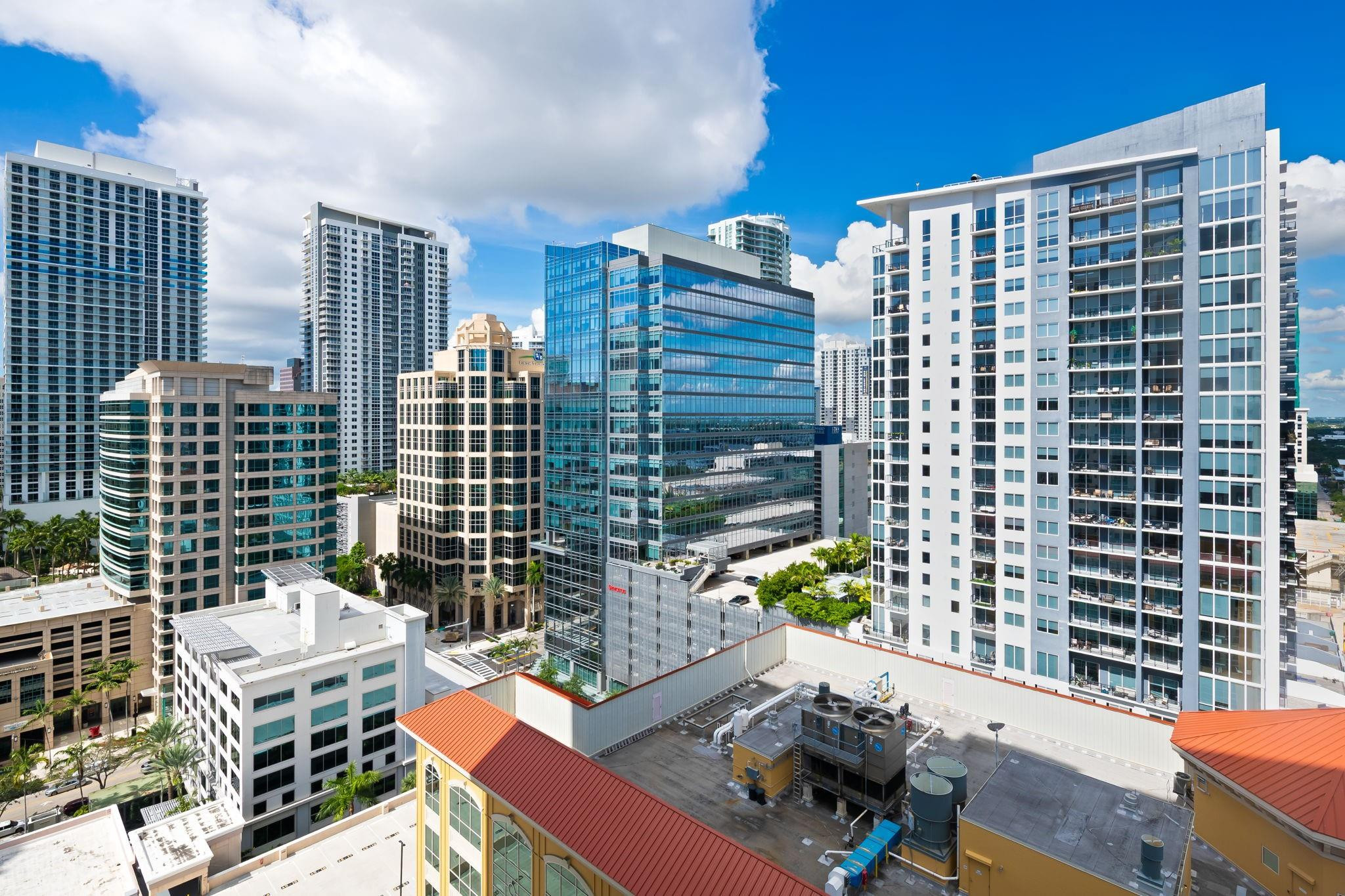 350 LAS OLAS PLACE CONDO - Residential