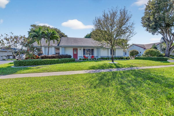 18298 102ND WAY S, BOCA RATON, FL 33498 - Image 5e33a61573d94eb823c4a2c0d16cb3bc/3337923880