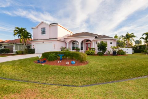 A home in Port Saint Lucie