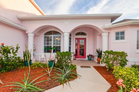 A home in Port Saint Lucie