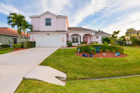 A home in Port Saint Lucie