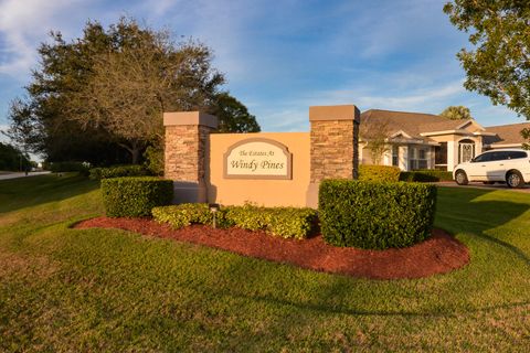 A home in Port Saint Lucie