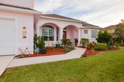 A home in Port Saint Lucie