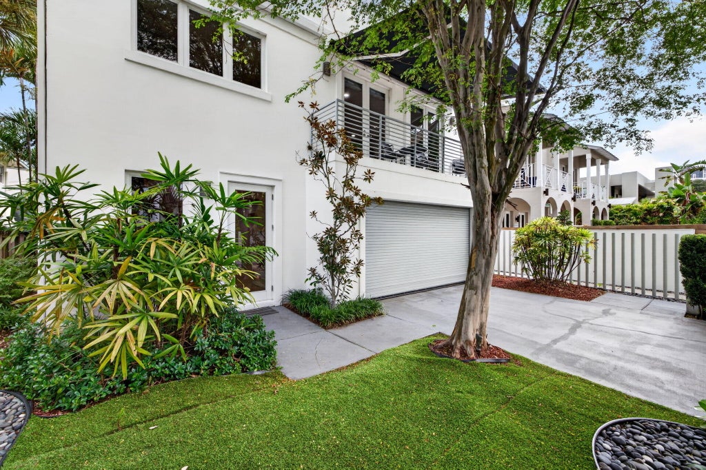 Photo of 1520 SE 2ND Street #1520, Fort Lauderdale, FL 33301 (MLS # B26075236)