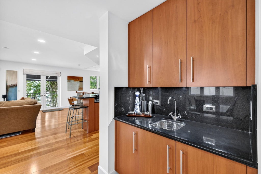 Photo of 1520 SE 2ND Street #1520, Fort Lauderdale, FL 33301 (MLS # B26075236)