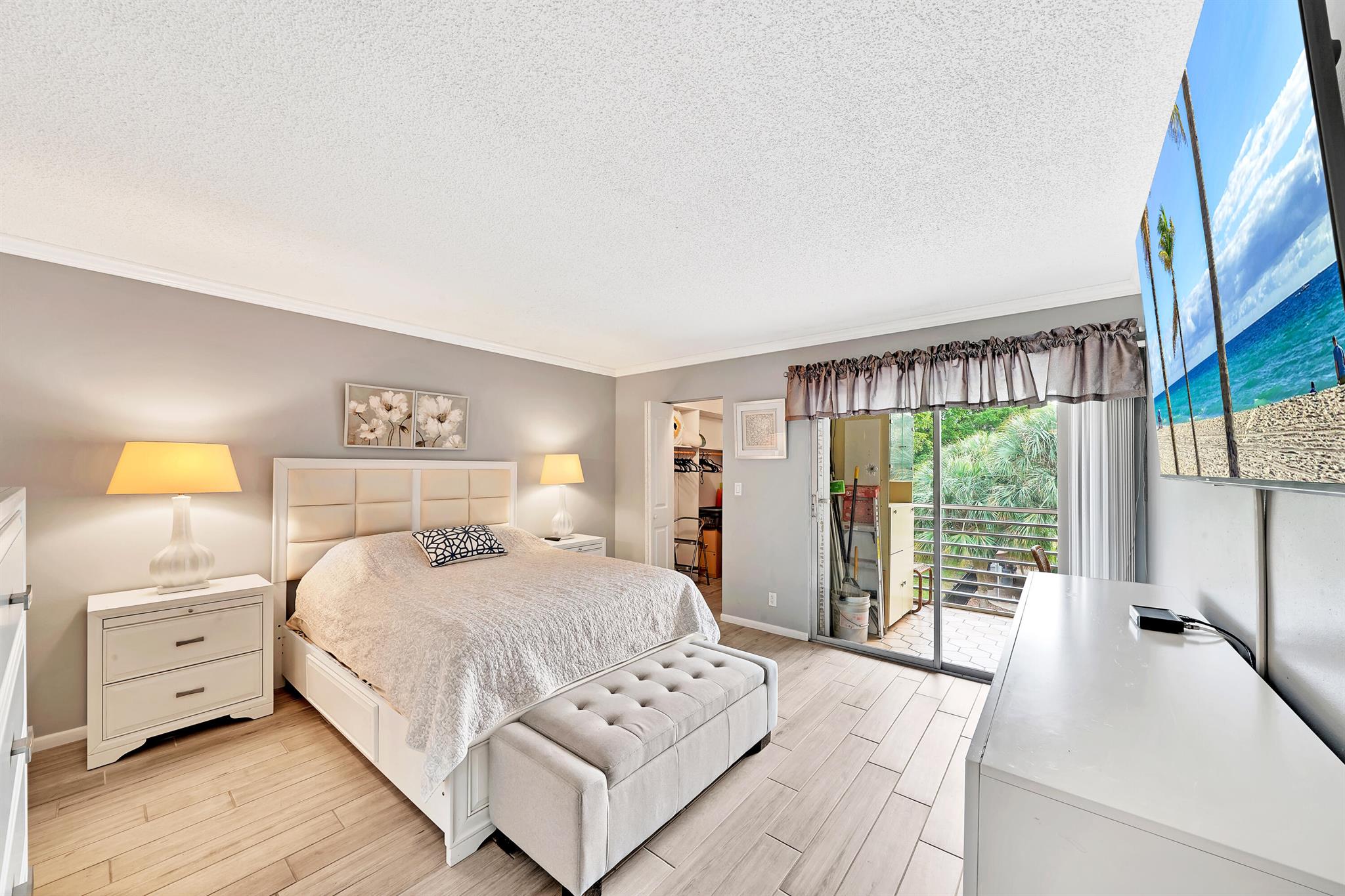 GRANADA VILLAGE C CONDO - Residential
