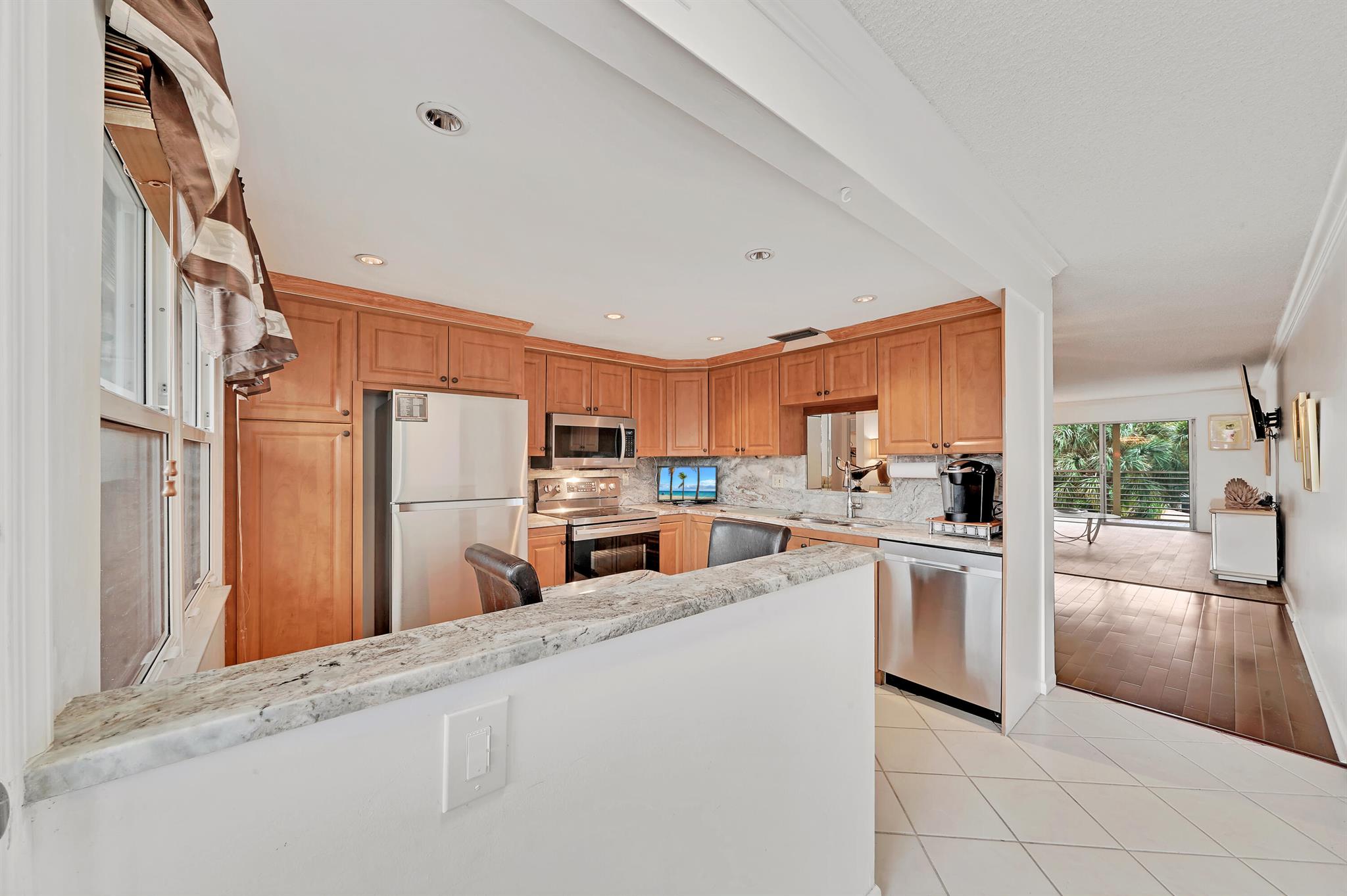 GRANADA VILLAGE C CONDO - Residential