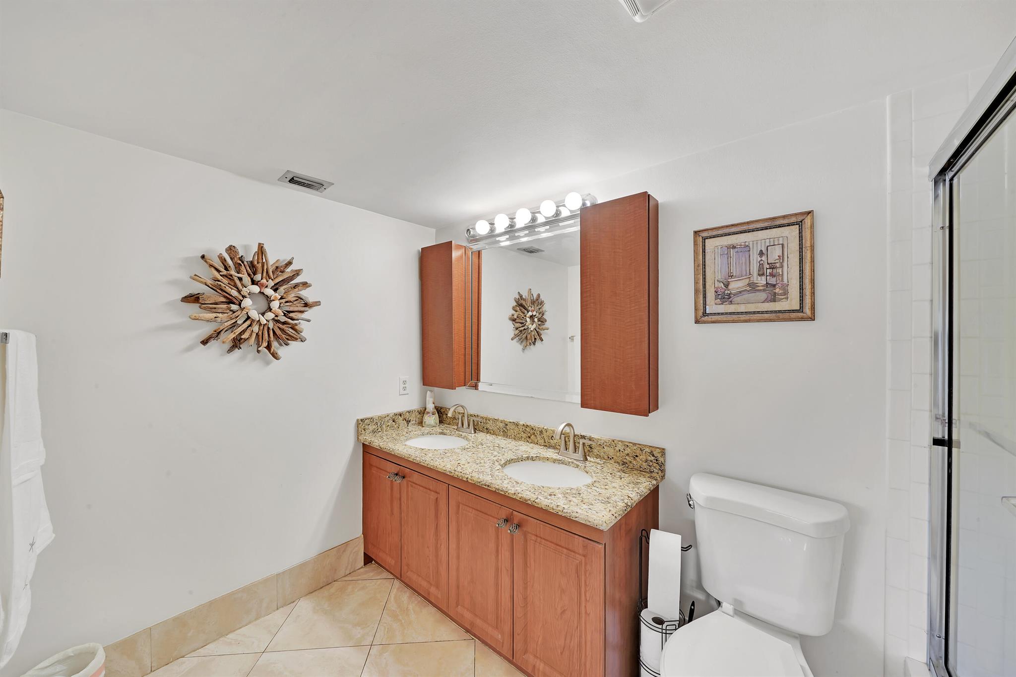 GRANADA VILLAGE C CONDO - Residential