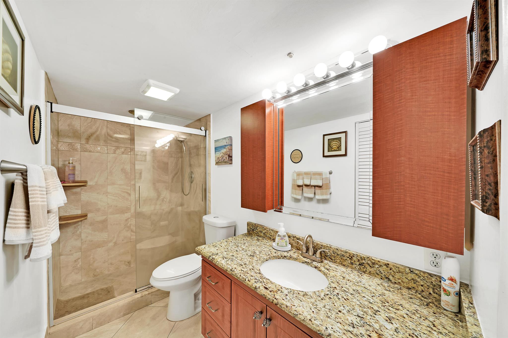 GRANADA VILLAGE C CONDO - Residential