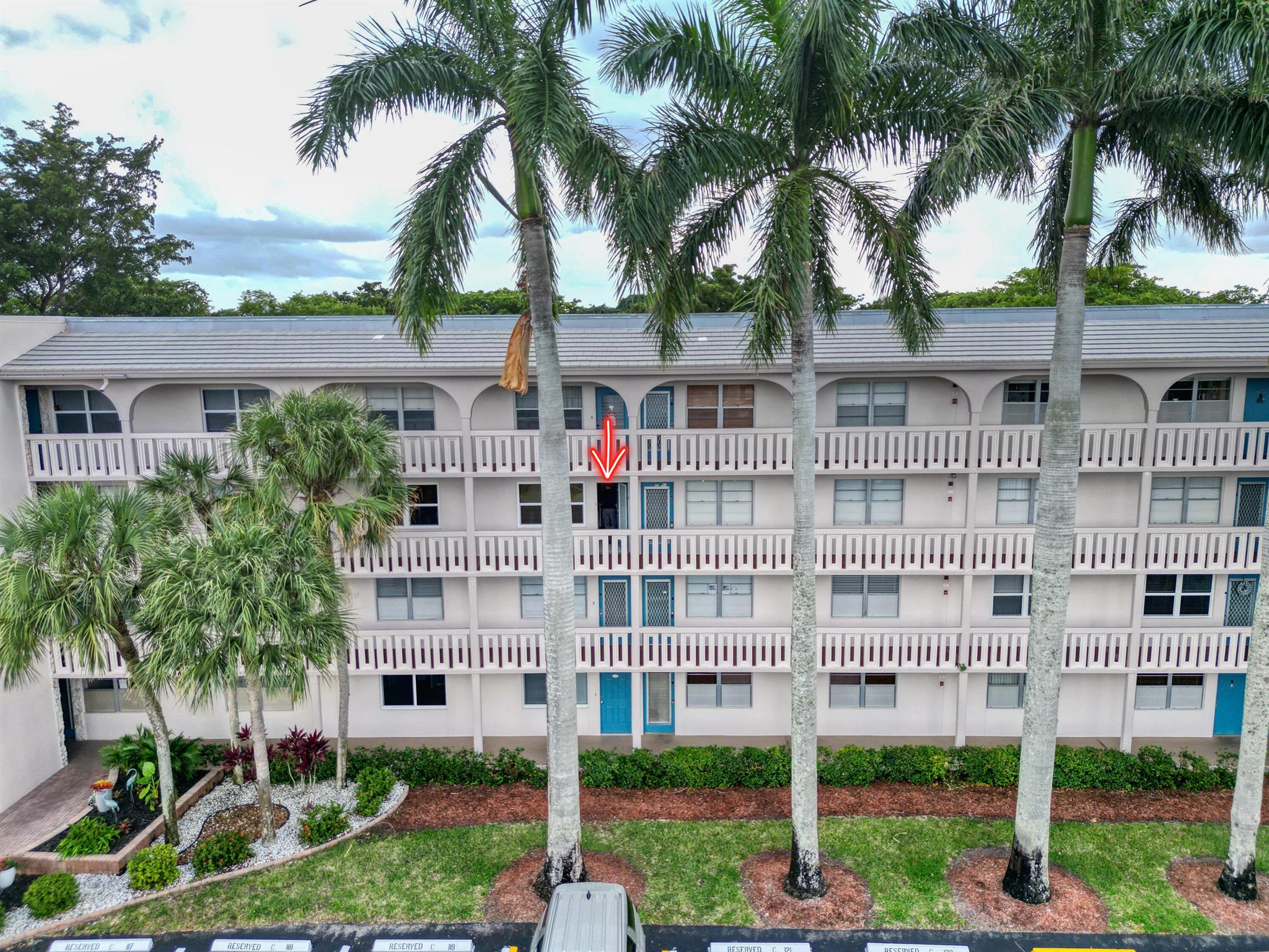 GRANADA VILLAGE C CONDO - Residential